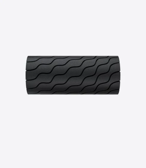 Theragun WaveRoller Smart Vibrating Foam Roller 4 Theragun WaveRoller Smart Vibrating Foam Roller - Image 2
