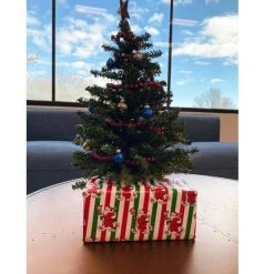 Lacrosse Unlimited Running Santa Gift Wrap -Lacrosse Unlimited Sales Shop 2010956 4