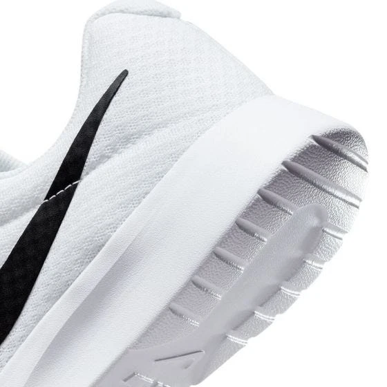 Nike Tanjun Men's Training Shoes 6 Nike Tanjun Men's Training Shoes - Image 4